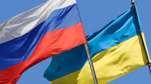Флаги России и Украины 